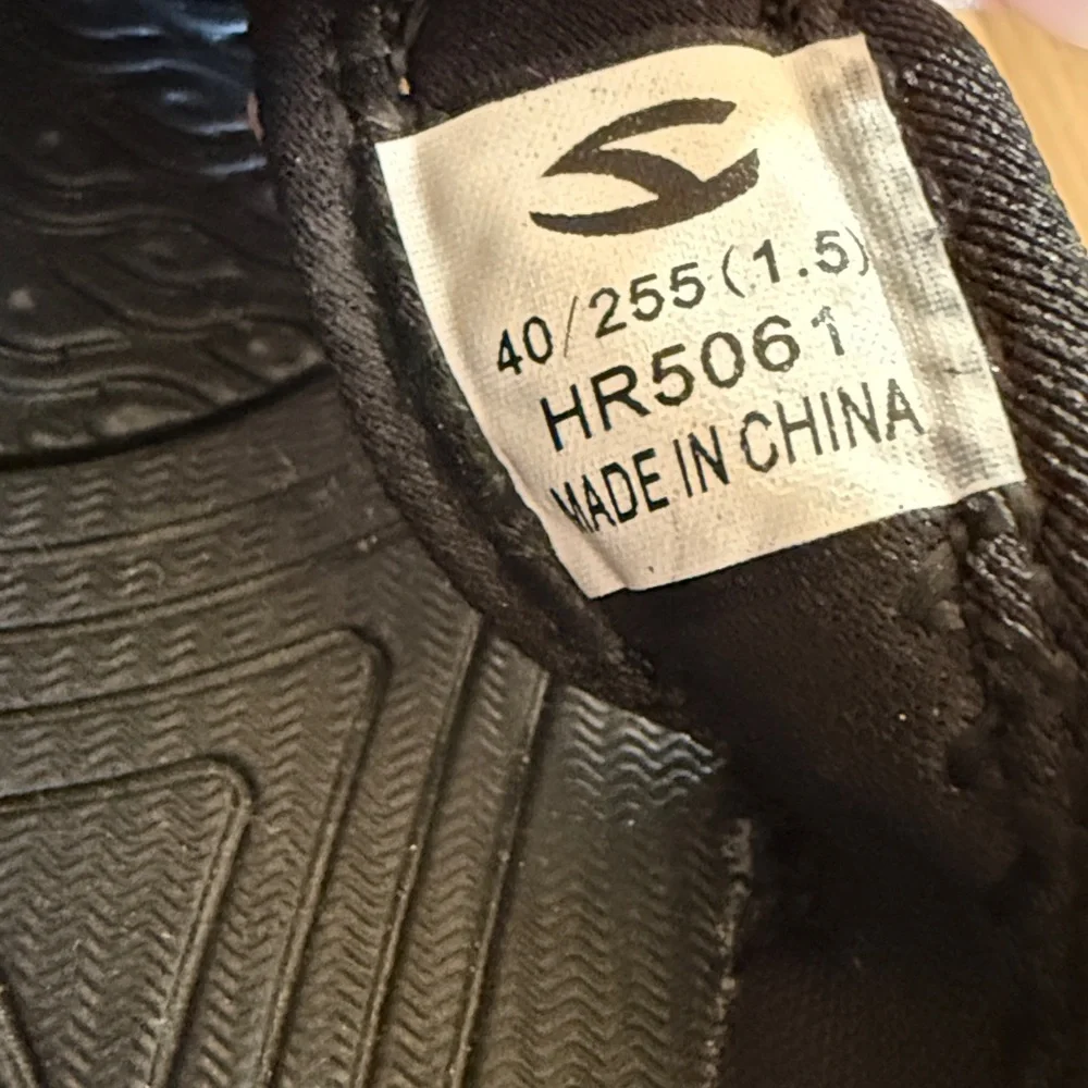 NWOT HOBIBEAR MEN FLIP FLOP THONG SANDAL INDOOR OUTDOOR ARCH SUPPORT BLACK SZ 8